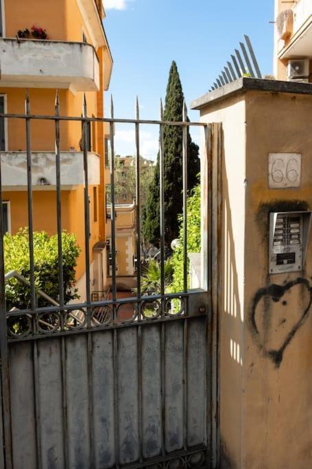 Serendipity Vatican Door House Roma Dış mekan fotoğraf